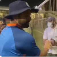 Rohit Sharma hugs Pakistani fan at Dubai stadium