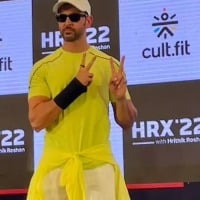 Hrithik Roshan touches fans feet on stage fans call him most humble superstar