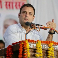 Rahul Gandhi criticizes PM Modi Khadi campaign