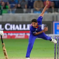 Bhuvneshwar Kumar becomes 1st Indian bowler to take a 4wicket haul vs Pakistan in T20Is