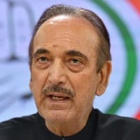 Rahul Gandhi is a gentleman but he does not has politcal aptitude says Gulam Nabi Azad