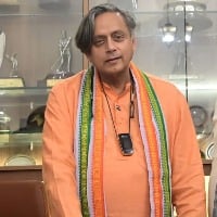 Shashi Tharoor Planning To Run For Congress President