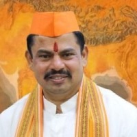 mla raja singh wife writes a letter to bjp to extend deadline for clarification