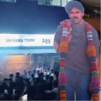 Pawan Kalyan fans pelt stones on ‘Jalsa 4K’ screening theatre