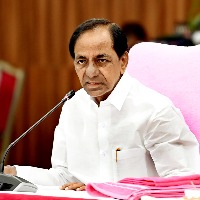 ts cm kcr alerts his cabinet ministers over cbi and ed raids