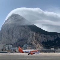 Gibraltar clouds are formed like this