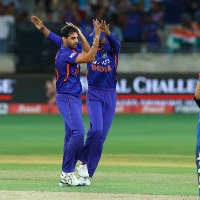 Bhuvaneswar Kumar scalps Aghan wickets with intense fire