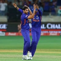 Pakistan former skipper Salman Bhatt analyses Bhuvneswar Kumar bowling