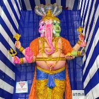Police warns there is a chance that tallest Ganesh Idol in Vizag will collapse 