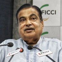 Government working on developing electric highways says Nitin gadkari