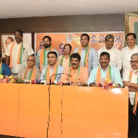 Eight Congress MLAs joins BJP in the presence of CM Pramod Sawant