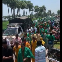 Amaravati farmers Maha Padayatra enters into Gudivada town