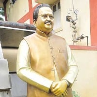 SP Balu statue removed in Guntur