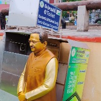 Chandrababu fires after SP Balu statue spotted at a toilet in Guntur