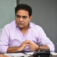 TRS predicts exit of a couple of Congress MPs in Telangana