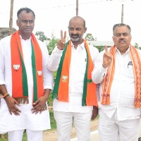I gave crores of rupees to KCR for sustaining T-agitation reveals Komatireddy Rajagopal