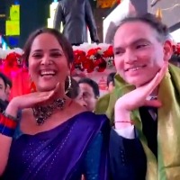 NYC's Mayor, Anasuya performs Allu Arjun's hand gesture from 'Pushpa'