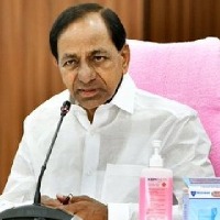 ts cm kcr visits trs party office construction in new delhi