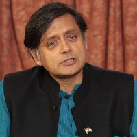 Shashi Tharoor disappoints on Congress leaders