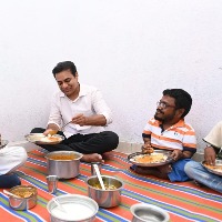 ts minister takes lunch at floride affected persons house