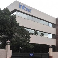 Infosys posts Rs 6,021 crore PAT, announces buyback of shares