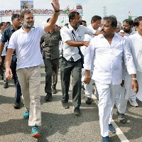 Bharat Jodo Yatra enters Andhra today; K'taka Cong all set for Oct 15 show