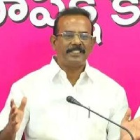 trs ex mp Boora Nasaiah Goud steps to leave trs and join into bjp
