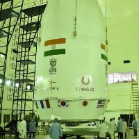 Isro ready to launch 36 OneWeb satellites on LVM3 to space