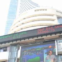 Markets ends in profits for straight fourth session 