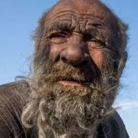 Worlds dirtiest man dies in Iran at 94 a few months after first wash