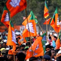 'MLAs poaching' case hits BJP campaign in Munugode bypoll