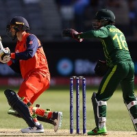 Pakistan restricts Nederlands for 91 runs