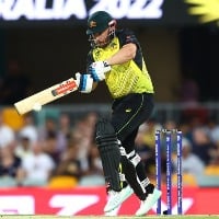 Aussies posts huge total against Ireland with captain Finch fifty