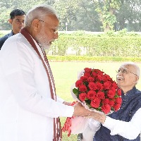 pm modi birth day greetings to bjp veteran leader LK Advani