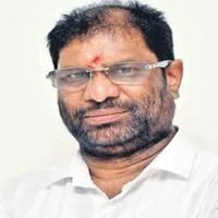ED and IT raids in TRS MP Gayathri Ravi office