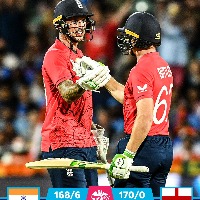 England beat india by 10 wickets and enters in to t20 world cup final