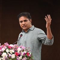 ktr said heir is not workout in politics