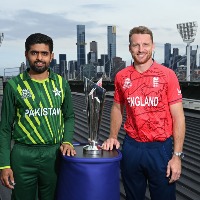 England won the toss and choose bowling first