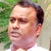 GST raids on Komatireddy Rajagopal Reddy office