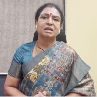 DK Aruna fitting reply to KCR remarks