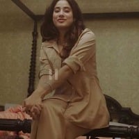 Janhvi Kapoor says mom Sridevi wouldnot let her lock her bathroom door because chennai home tour vedio