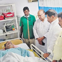 Kakinada TDP Leader Polnati Seshagiri Rao Attacked