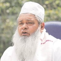 Hindu men marry late to have illegal relations says Badruddin