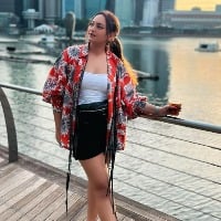 Sonakshi clarifies that she has NOT signed a Telugu project