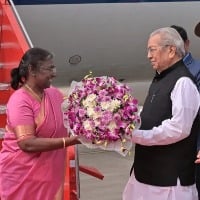 president murmu reached gannavaram airport