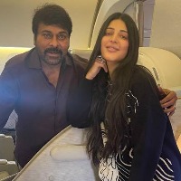 chiranjeevi Outing With Family And Waltair Veerayya Co Star Shruti Haasan In Europe
