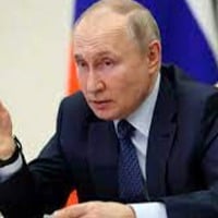 Russian President now in Bunker to avoid from flu