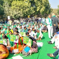 Amaravati farmers protest in Delhi