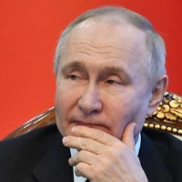 Putin says Russia wants to end Ukraine war 