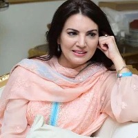 Imran Khan ex wife Reham Khan married an actor
